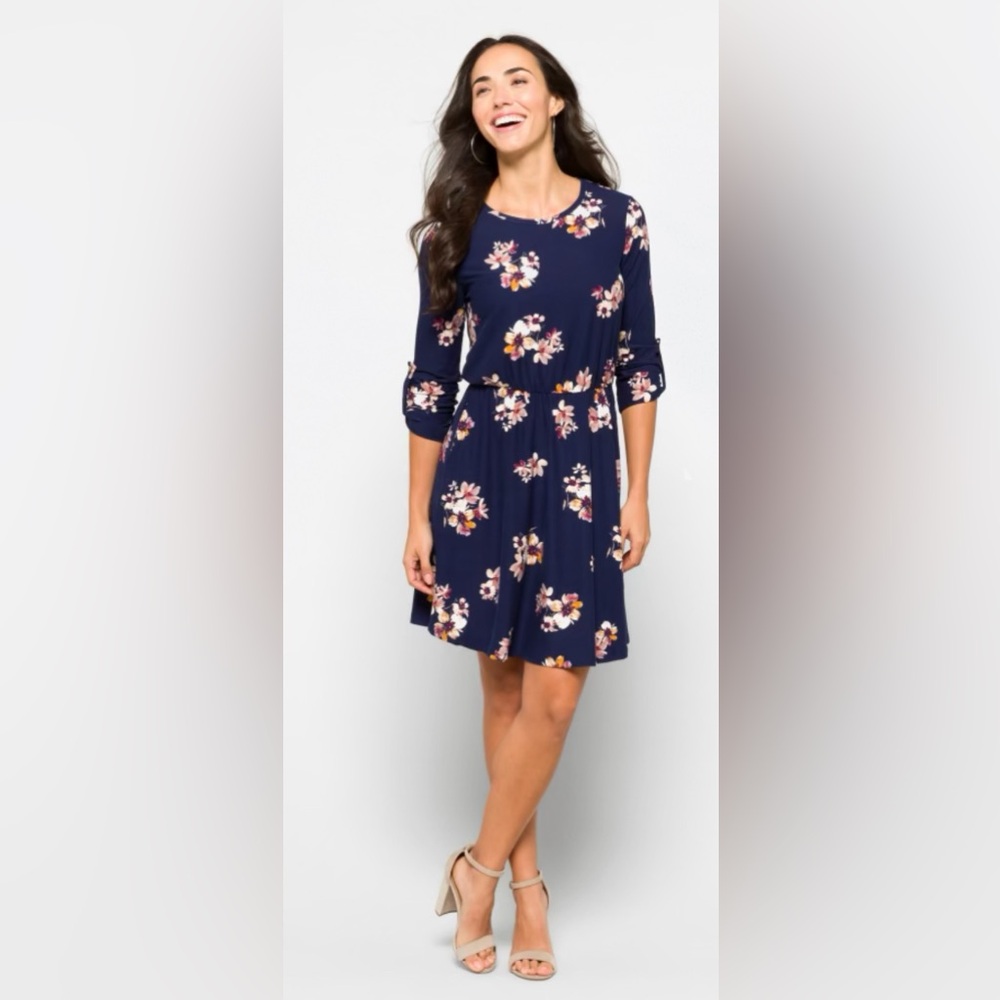 Floral knit dress in great condition.